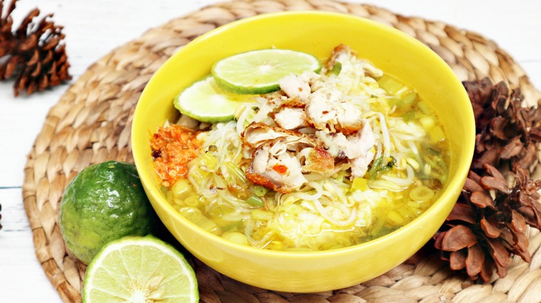 Noodle soup with shredded chicken