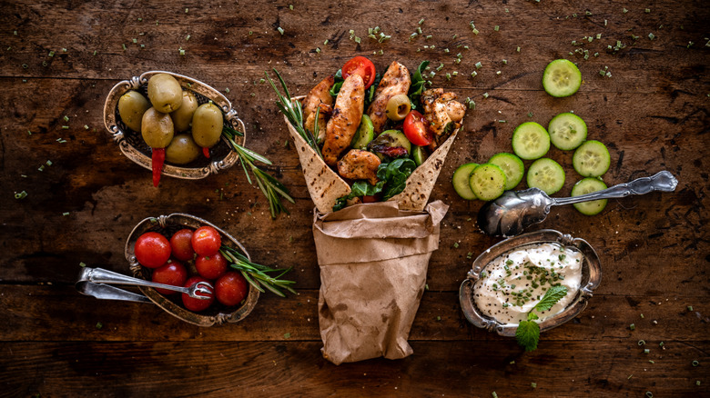 Chicken gyro and its ingredients.