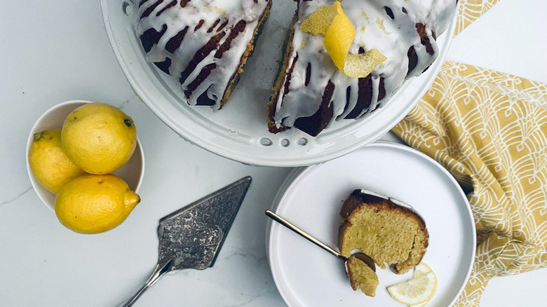 bundt cake and slice on plate