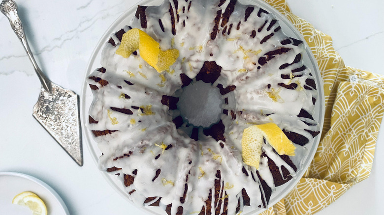 lemon bundt cake on stand