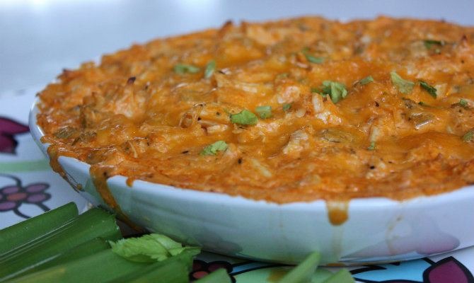 Healthy Slow-Cooker Buffalo Chicken Dip