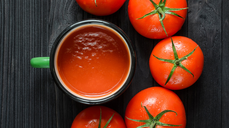 tomatoes cut cooking tea