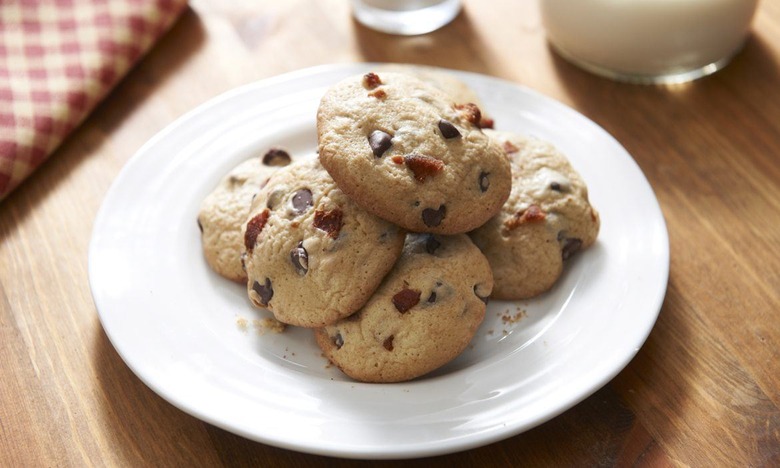 chocolate and bacon cookies