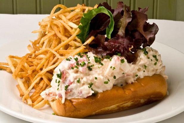 Pearl Oyster Bar's Lobster Roll Recipe