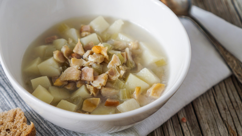 rhode island clam chowder