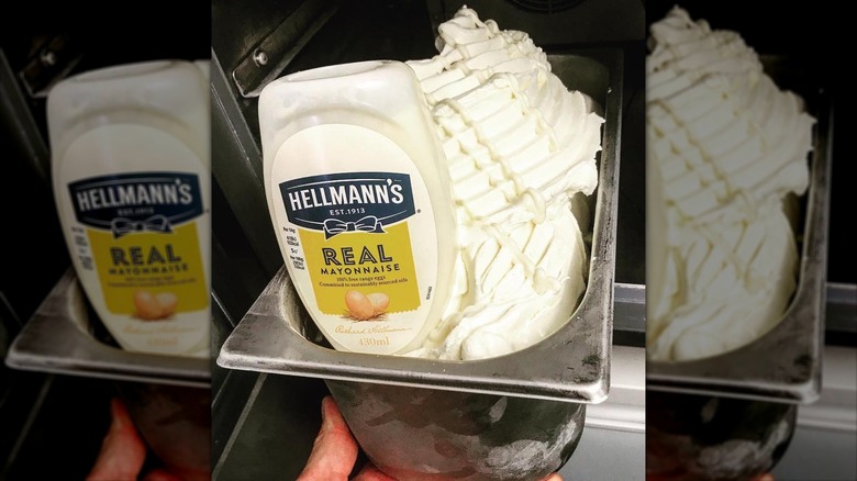 Mayonnaise ice cream in a container