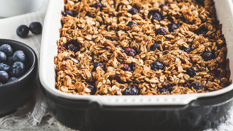 Blueberry crisp