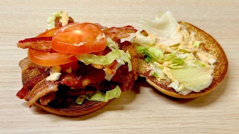 Mcdonalds New Bacon Cajun Ranch Mccrispy And Deluxe Review Exploding With Flavor 5494