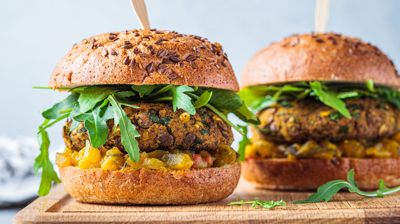 vegan lentil burgers