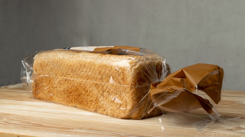 bread in plastic bag