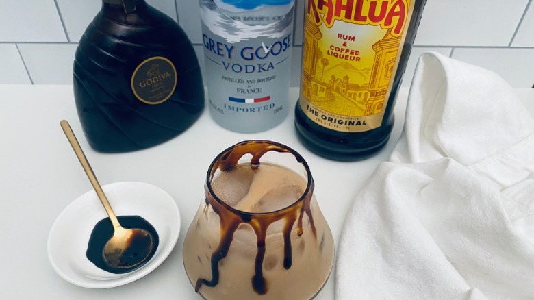 chocolate sauce drizzled on white russian