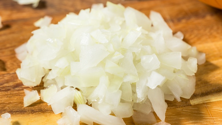 Diced raw onions