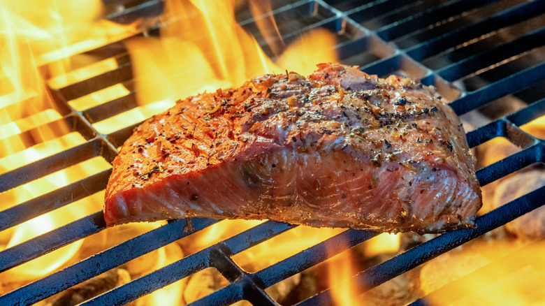 A salmon filet on the grill