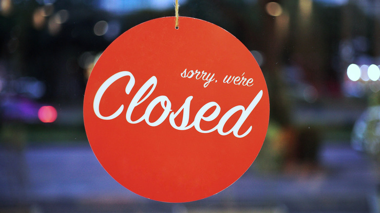 closed sign in window
