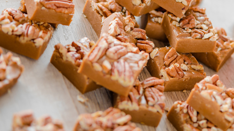 fudge squares with nuts