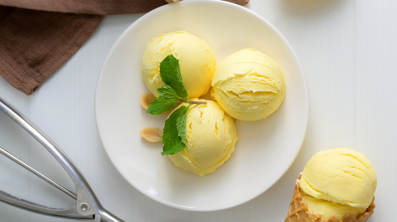 bowl of lemon ice cream
