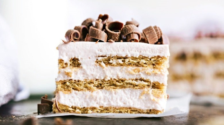 layered icebox cake with chocolate
