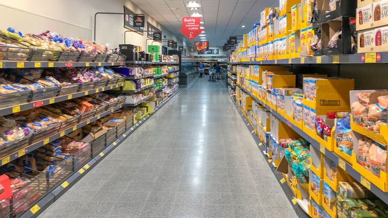 aldi's pre-packaged bakery section