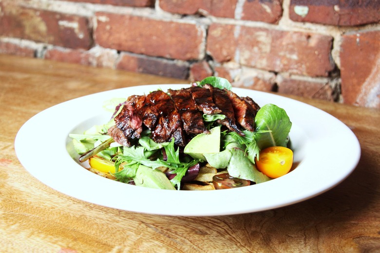 skirt steak salad