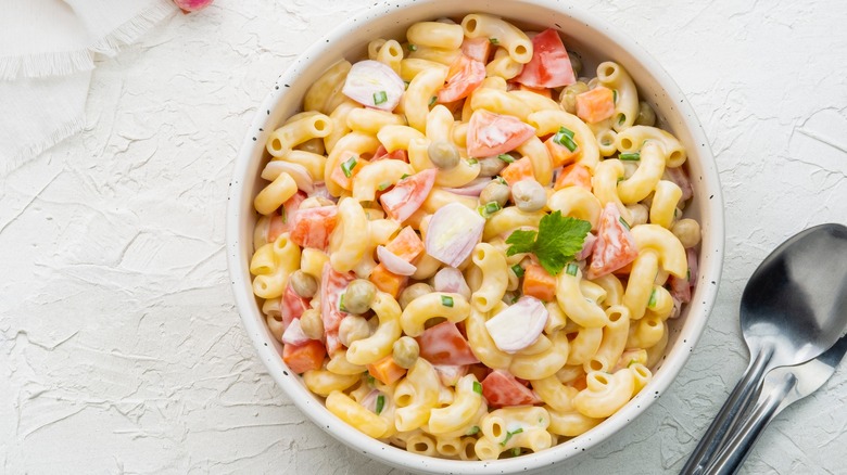 classic macaroni salad