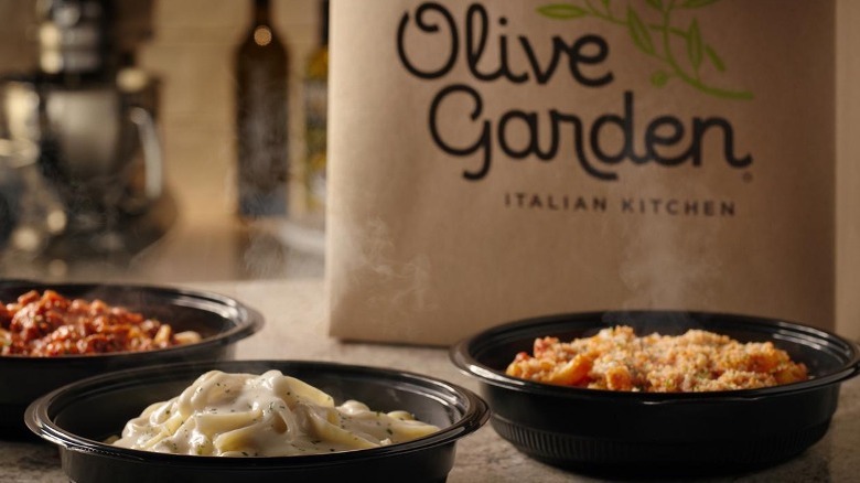 Olive Garden food in bowls on table