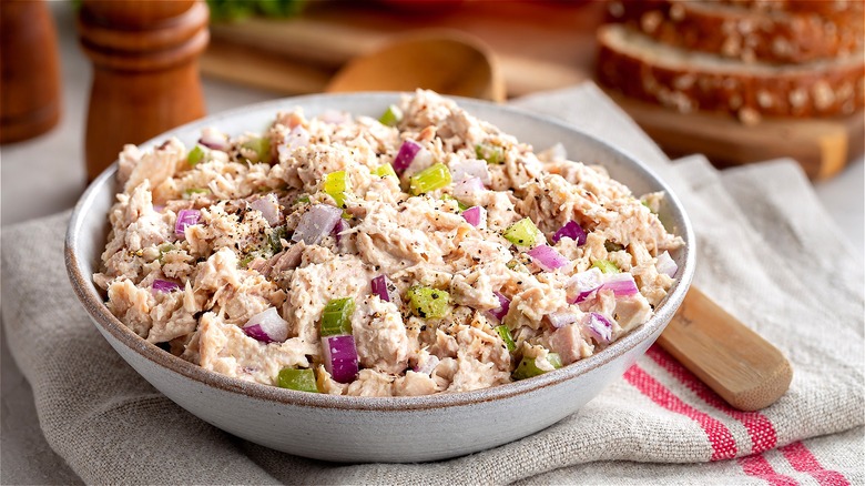 tuna salad bowl with onion