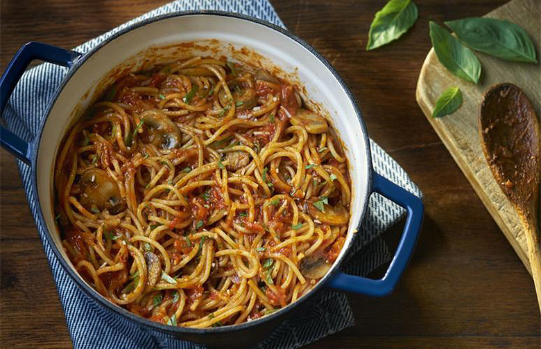 One-Pot Mushroom Spaghetti