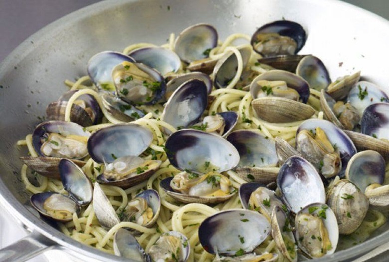 Spaghetti With Clams