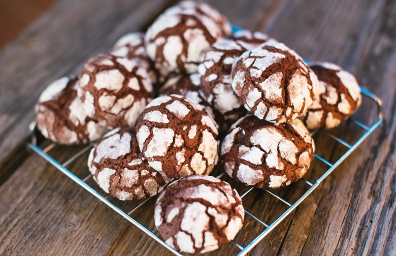 Chocolate Crinkle Cookies