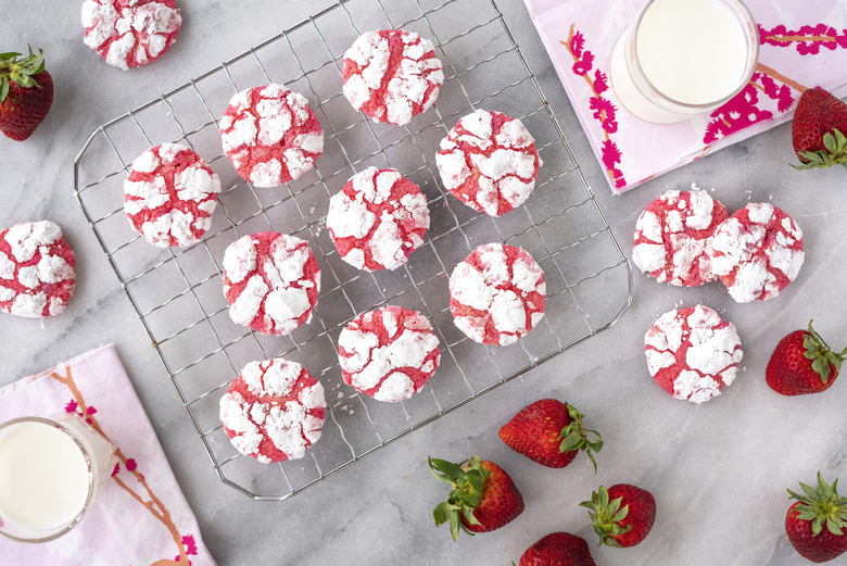 Strawberry Crinkle Cookies