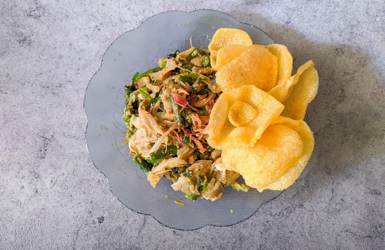 Vegetable Salad With Peanut Sauce (Gado Gado) 