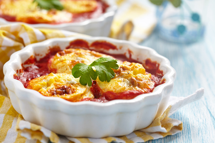 Savory: Baked Eggs in Tomato Sauce