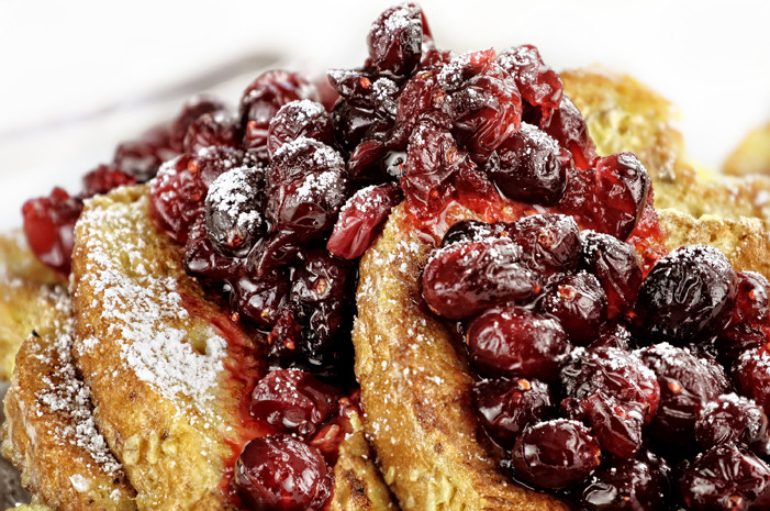 Sweet: Baked Cranberry French Toast