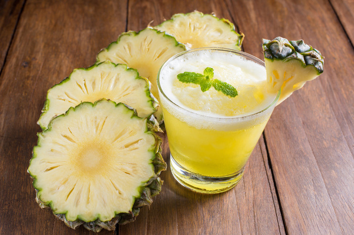 Drinks: Pineapple Pisco Punch