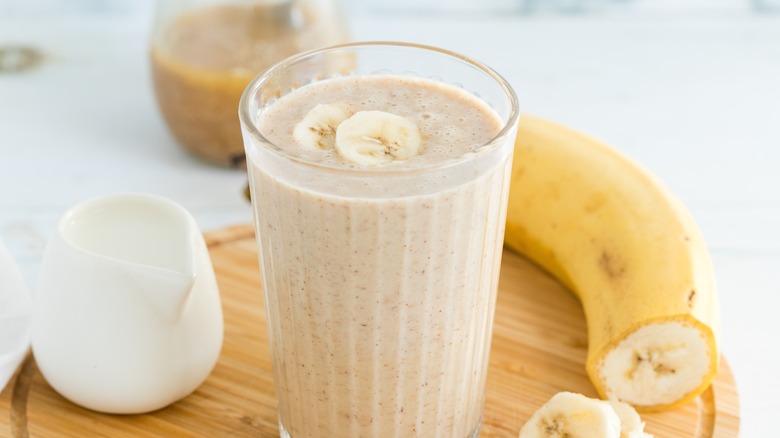 Banana and nut butter smoothie