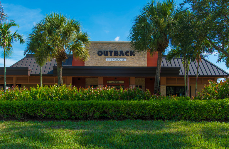 Restaurants are designed to resemble the outback