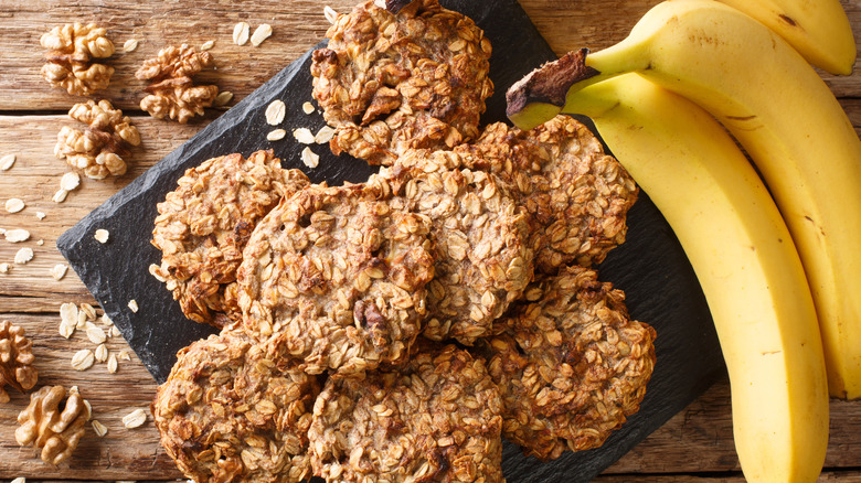 Banana oat cookies and bananas