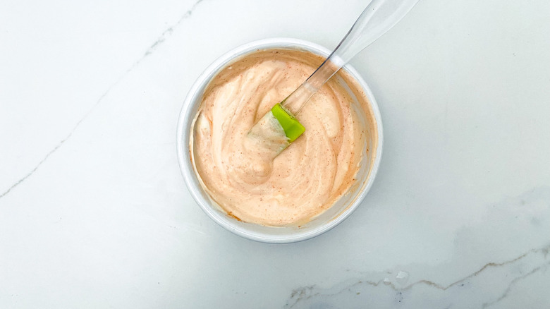 sriracha mayo in bowl