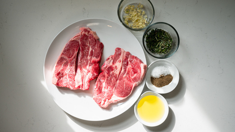 rosemary lamb shoulder ingredients 