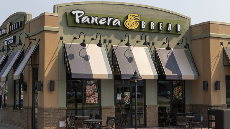 Panera storefront