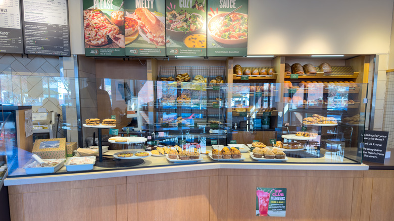 Panera Bread interior ordering counter