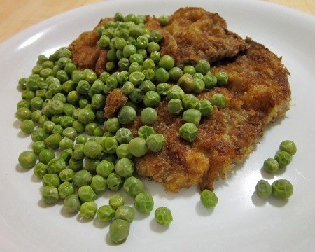 Panko-Crusted Veal Cutlet with English Peas