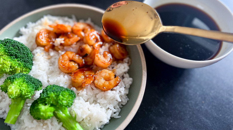 shrimp, broccoli, rice in bowl