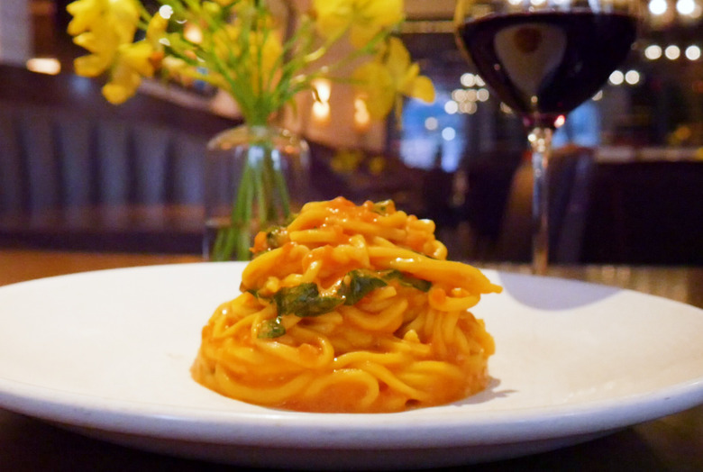 Scarpetta's Spaghetti With Tomato Sauce