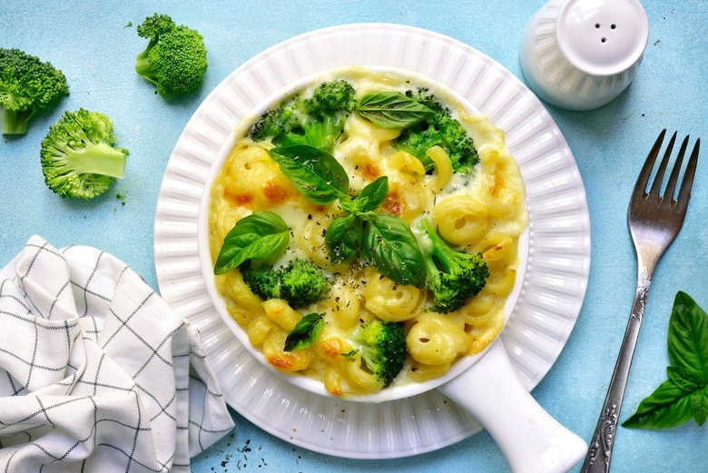 Instant Pot Mac and Cheese with Garden Veggies