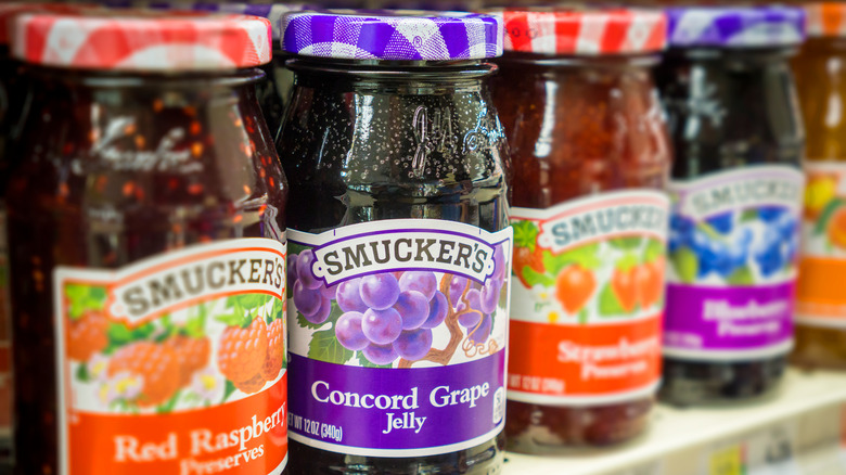 Smucker's jelly on store shelf