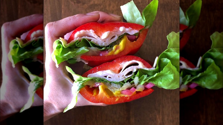 Red bell pepper sandwich 