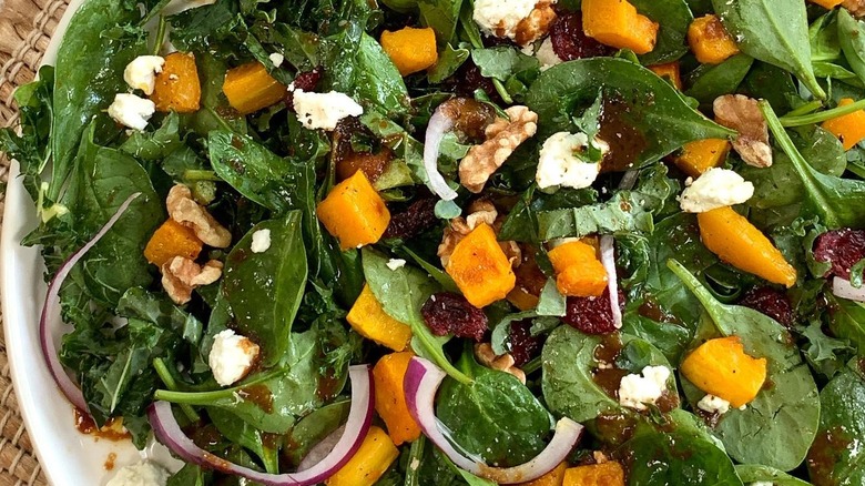 Spinach salad with pumpkin vinaigrette