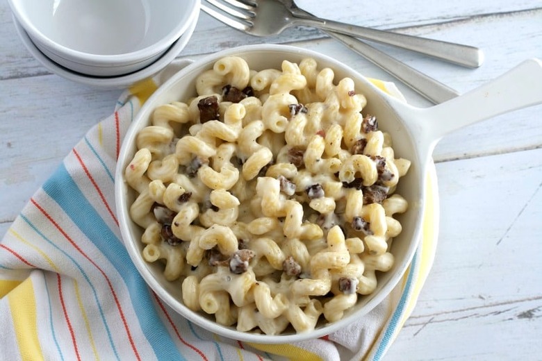 Jamaican Jerk Bacon Mac and Cheese 