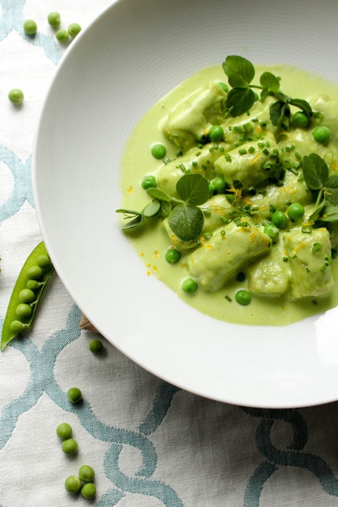 Sweet Pea Gnocchi With Tarragon Pea Cream 